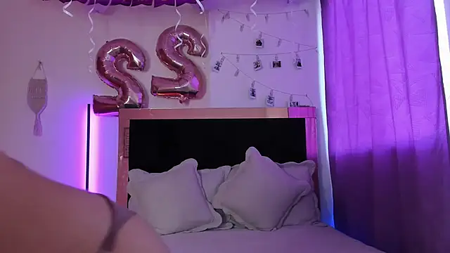 Snapshot of Carorosse chatting on 01/16/25, 09:19 Carorosse online show from 01/16/25, 09:19