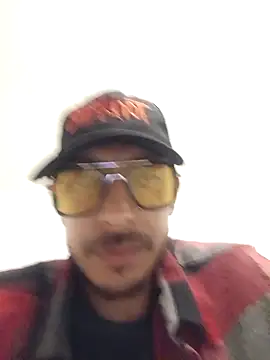 Snapshot of tony-camargo chatting on 01/09/25, 02:01 tony-camargo online show from 01/09/25, 02:01