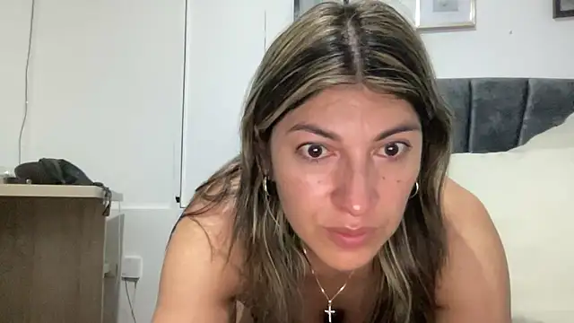 LunaBeya online show from 03/03/26, 11:28