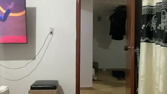 LunaBeya online show from 11/08/25, 02:15