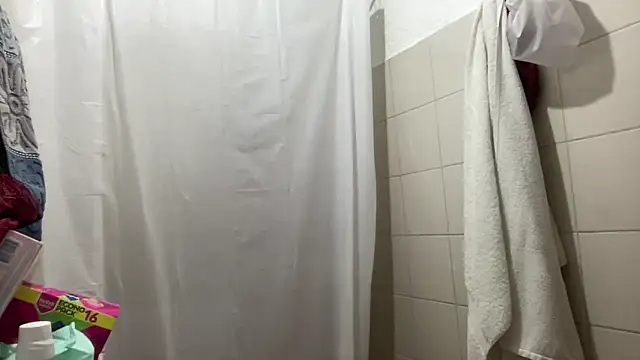 LunaBeya online show from 02/20/26, 12:29