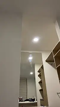 LunaBeya online show from 04/05/26, 03:35