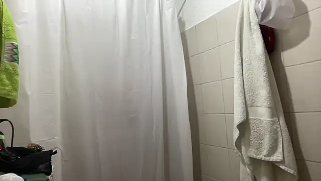 LunaBeya online show from 02/10/26, 12:26