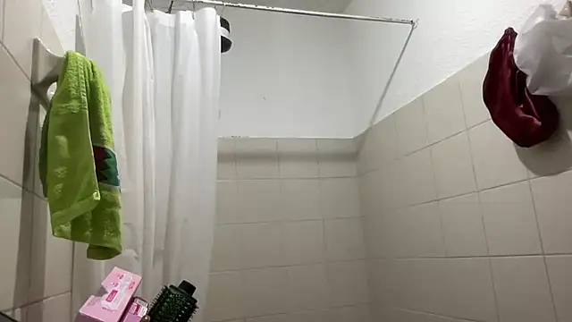 LunaBeya online show from 03/07/26, 12:32