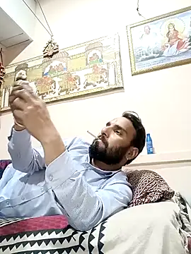 Rajasthani-boy online show from 03/01/25, 02:34