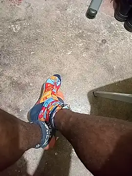 mario0212 online show from 11/08/25, 05:33