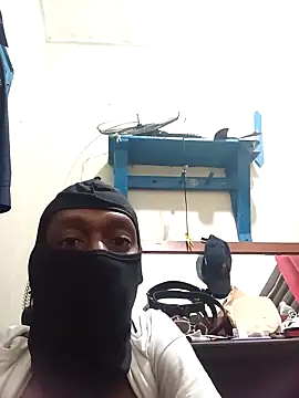 mario0212 online show from 11/05/25, 09:23