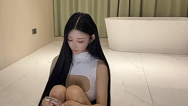 muyan 00 online show from 10/21/25, 03:44