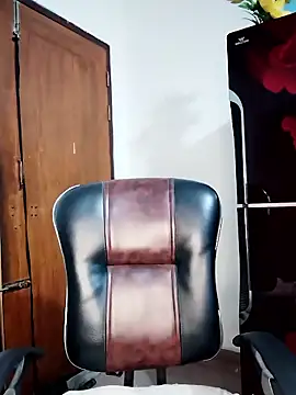 Anika-1 online show from 12/21/25, 05:03