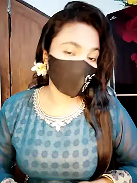 Anika-1 online show from 11/17/25, 04:22