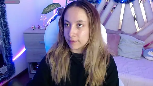 NyxAndria 1 online show from 12/04/25, 10:31