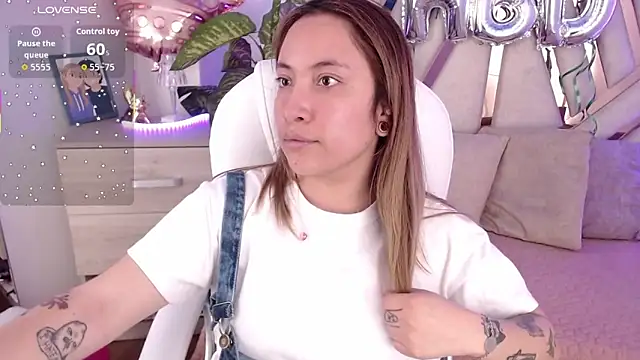 NyxAndria 1 online show from 10/04/25, 10:00