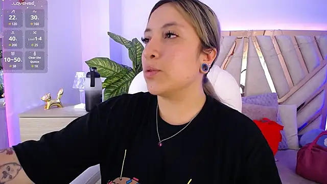 NyxAndria 1 online show from 03/18/25, 08:59