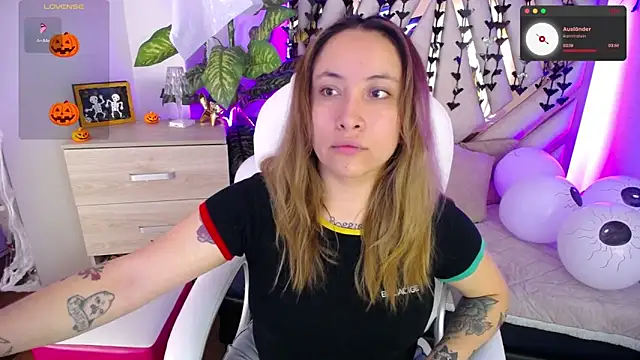 NyxAndria 1 online show from 10/23/25, 10:08