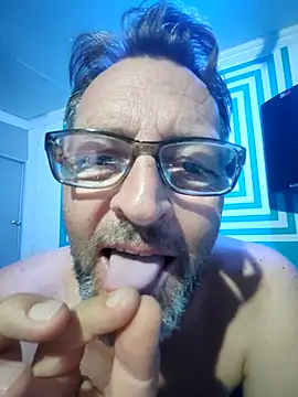 Snapshot of itsmeyes69 chatting on 02/13/25, 09:38 itsmeyes69 online show from 02/13/25, 09:38