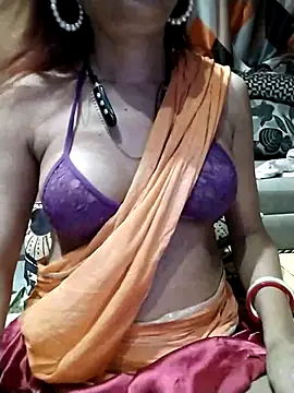 SANA-LEONI online show from 11/03/25, 03:04