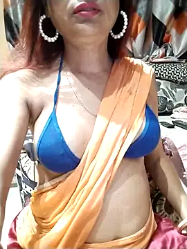 SANA-LEONI online show from 10/31/25, 02:57