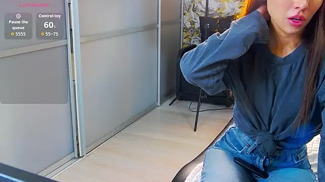 LiaStef online show from 03/23/26, 09:31