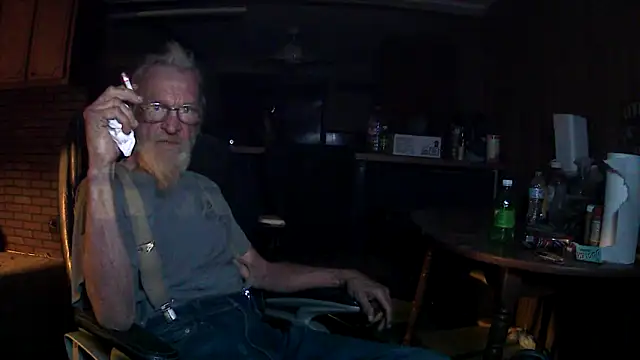 Aldick68 online show from 11/18/25, 03:32