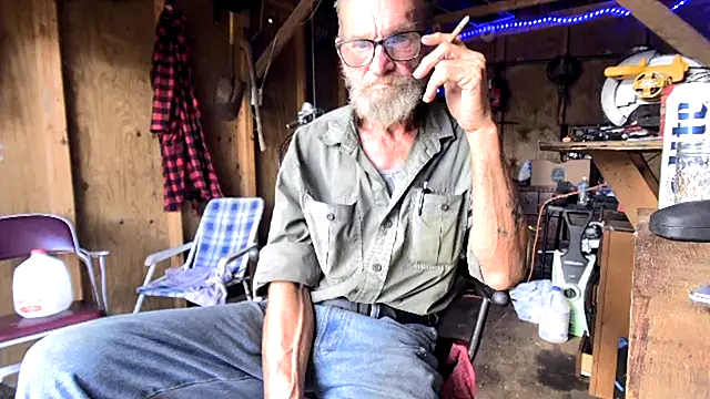 Snapshot of Aldick68 chatting on 07/15/26, 10:50 Aldick68 online show from 07/15/26, 10:50