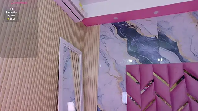 hotiergirl online show from 02/24/26, 12:39