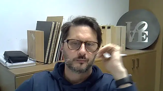 Cellino4 online show from 02/12/25, 05:16