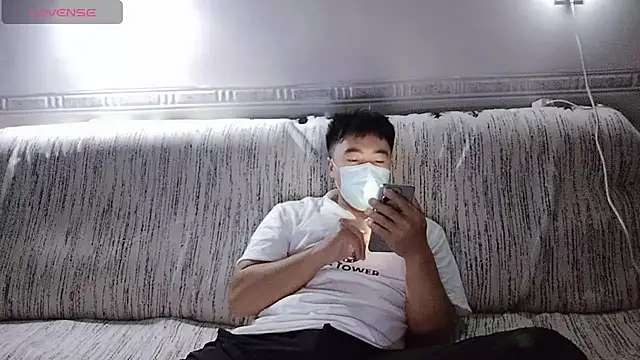                     88 online show from 10/30/25, 08:39