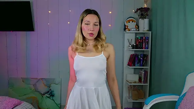 Mercedes Robinson online show from 11/01/25, 04:52