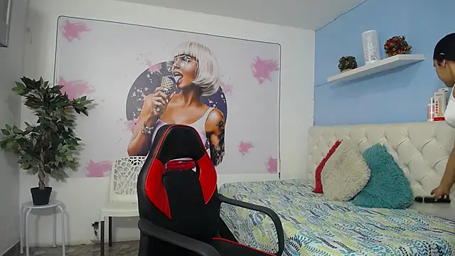 Snapshot of Maylin_horny19 chatting on 03/01/26, 07:03 Maylin horny19 online show from 03/01/26, 07:03