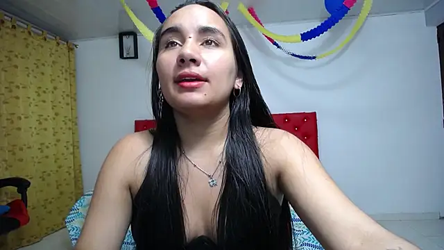Snapshot of Maylin_horny19 chatting on 06/27/26, 03:12 Maylin horny19 online show from 06/27/26, 03:12
