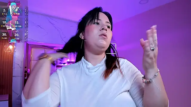 Snapshot of zoes_milee chatting on 01/19/26, 11:36 zoes milee online show from 01/19/26, 11:36