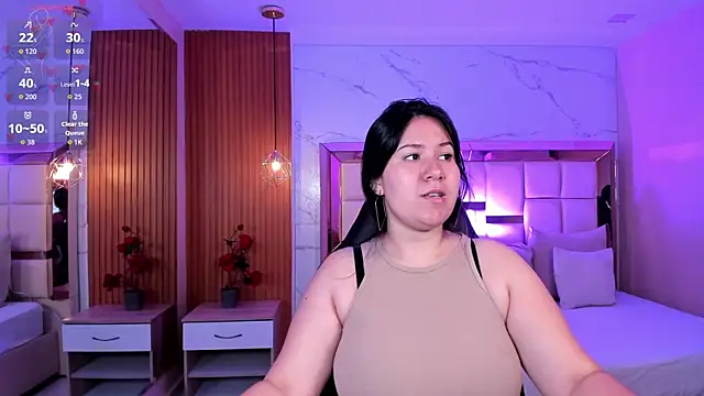 Snapshot of zoes_milee chatting on 02/19/26, 11:29 zoes milee online show from 02/19/26, 11:29