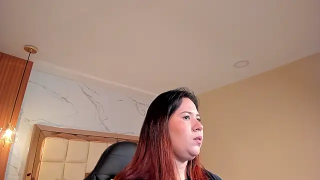 Snapshot of zoes_milee chatting on 01/14/26, 11:36 zoes milee online show from 01/14/26, 11:36