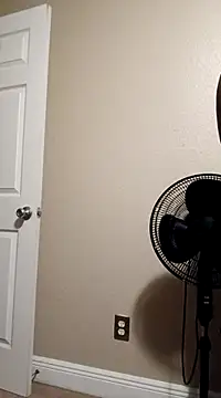 Snapshot of chocolatechipkukky85 chatting on 03/21/25, 09:12 chocolatechipkukky85 online show from 03/21/25, 09:12