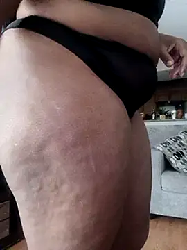 Snapshot of chocolatechipkukky85 chatting on 01/18/25, 02:55 chocolatechipkukky85 online show from 01/18/25, 02:55