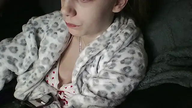 VioletxBlue online show from 01/13/26, 09:30