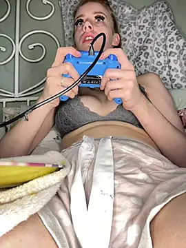 VioletxBlue online show from 05/02/26, 11:59