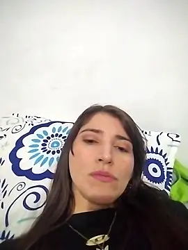 Snapshot of RubiSharqui_ chatting on 04/18/26, 01:13 RubiSharqui online show from 04/18/26, 01:13
