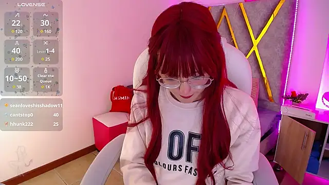 Snapshot of SussanHottye1_ chatting on 03/03/25, 02:06 SussanHottye1 online show from 03/03/25, 02:06
