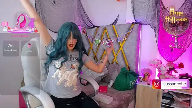 Snapshot of SussanHottye1_ chatting on 11/04/25, 09:46 SussanHottye1 online show from 11/04/25, 09:46