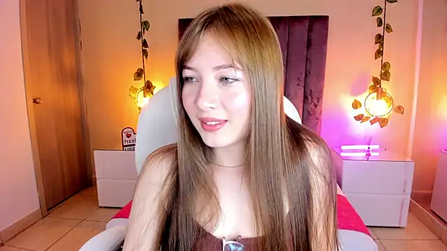 Dahlia Rousse online show from 09/10/25, 09:03
