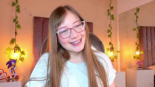 Snapshot of Dahlia_Rousse chatting on 07/12/26, 06:03 Dahlia Rousse online show from 07/12/26, 06:03