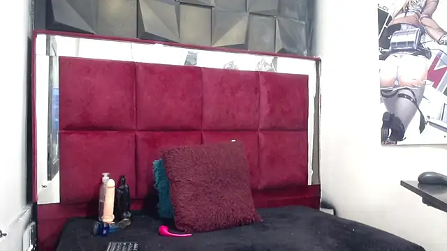 SolEvanss online show from 10/22/25, 03:22