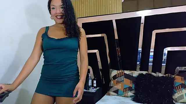 SolEvanss online show from 11/04/25, 04:33