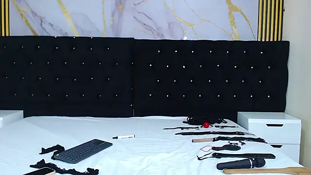 SalomeSimonz online show from 03/11/26, 07:52