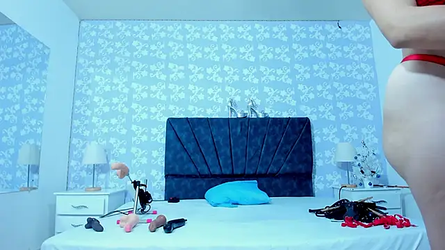 SalomeSimonz online show from 12/03/25, 07:24