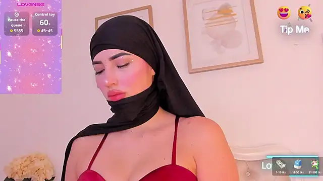 Snapshot of taylorsmiiith_ chatting on 02/16/26, 03:21 taylorsmiiith online show from 02/16/26, 03:21