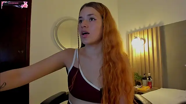 alliss ginger  online show from 11/17/25, 01:59