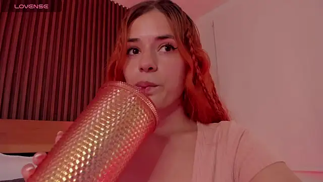 Snapshot of alliss_ginger_ chatting on 02/23/26, 08:20 alliss ginger online show from 02/23/26, 08:20