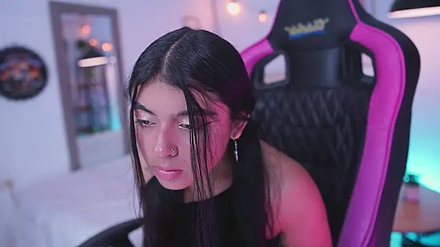 Zoee 0 online show from 01/23/25, 04:41